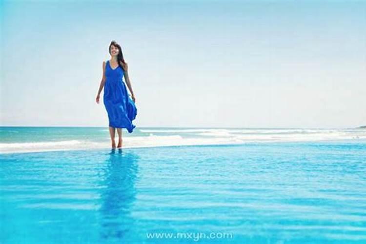 梦见波涛汹涌的大海是什么兆头？