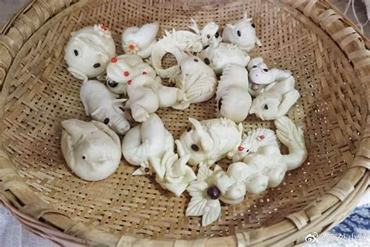 清明上坟用的馒头点红点还是黑点