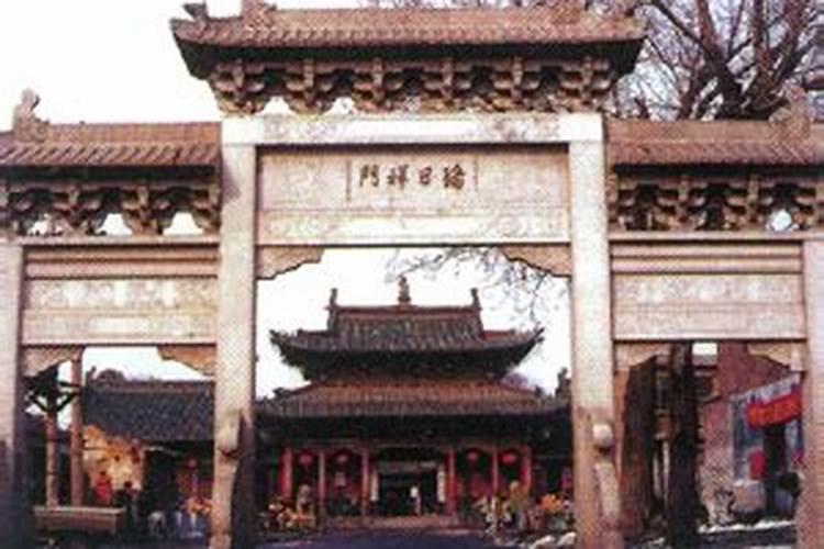 太行太岳烈士陵园缅怀先烈