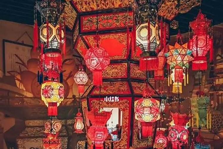 道教祭祀神佛的黄包封皮怎样填写？谢谢。