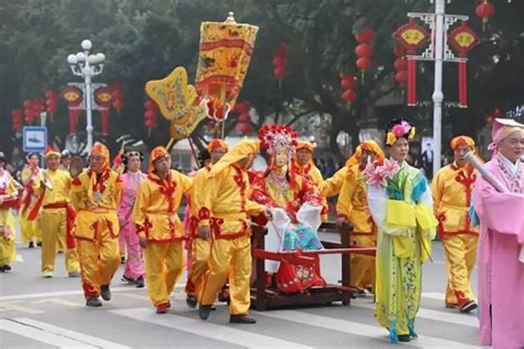 在十二生肖里,明年,后年,外年,分别是什么年