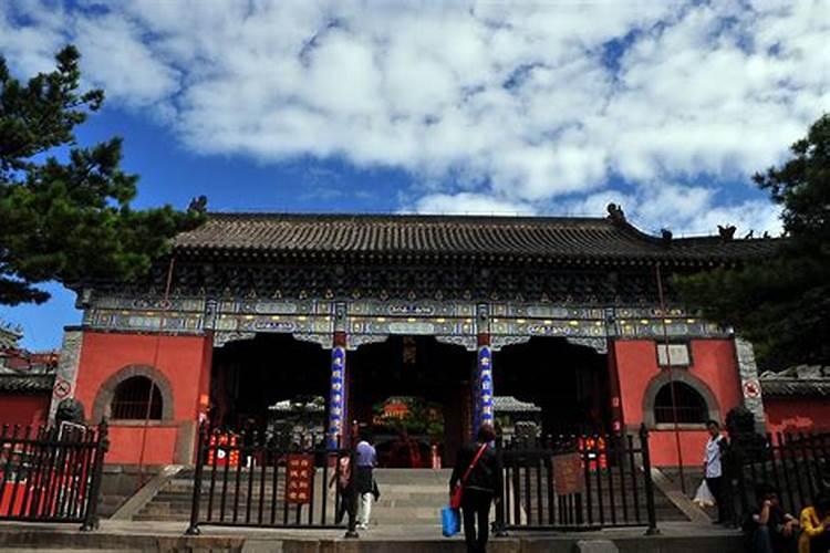 传说中的泰山主要景点