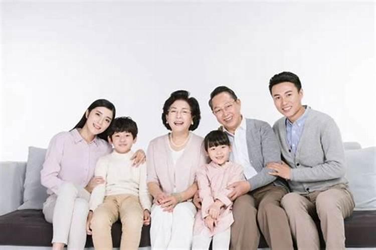 梦见已故的父亲回家了的预兆