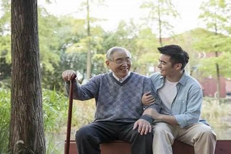 梦见和死去的爷爷和奶奶说话的预兆