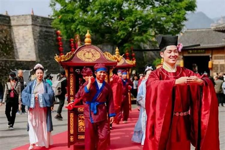 台州婚姻习俗很传统吗不接受外来到插门吗？