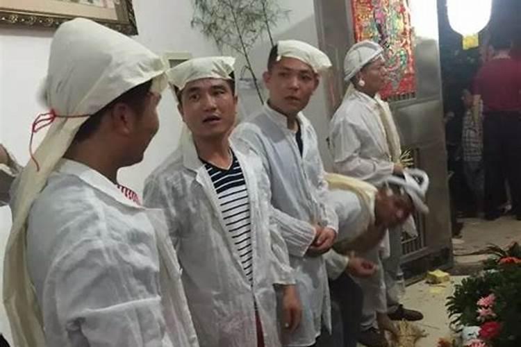 去世一周年如何祭奠