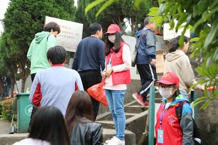 女人助事业运佩戴什么