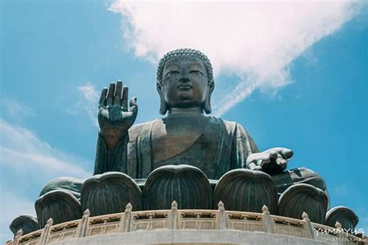 算命的不要生辰八字,不问姓名。我想知道他是怎么算的？