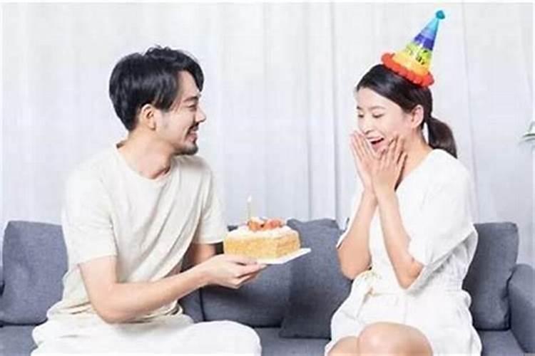 女人梦到下雨然后又晴天了是啥意思