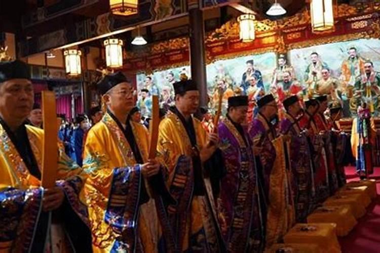 83年2月6日农历出生的是水命吗