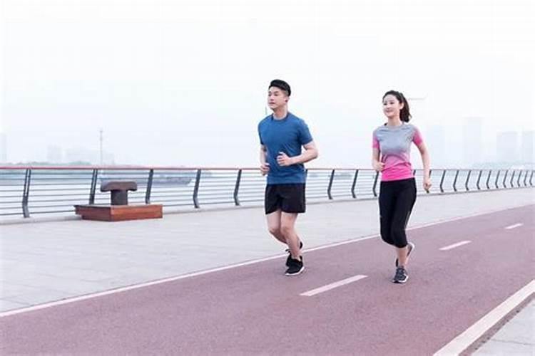 中医认为冬至前后不可运动,要好好进补。可是到底是冬至前后“几天...