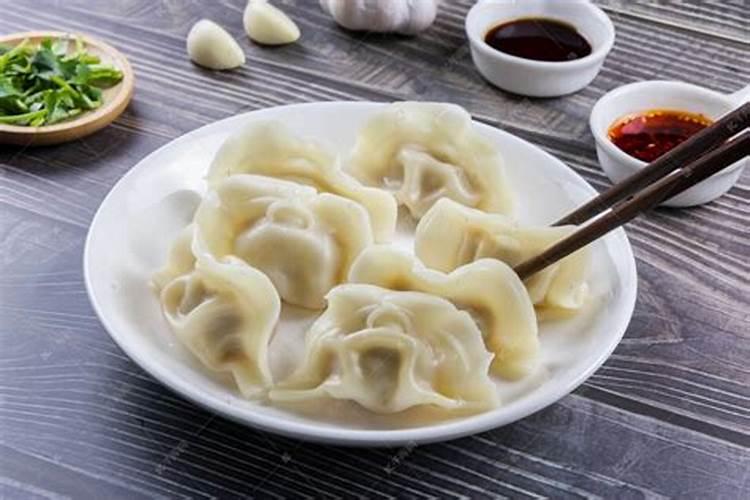 北方冬至吃饺子的习俗与谁有关