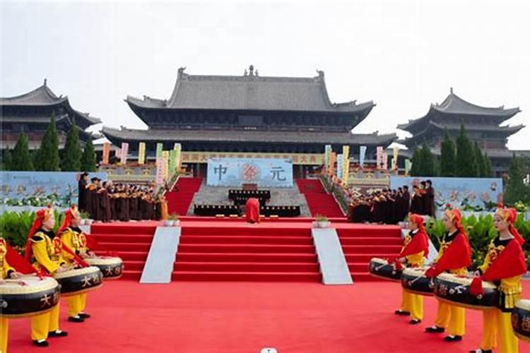 淮安中元节上坟带什么贡品 中元节祭拜需要带哪些贡品