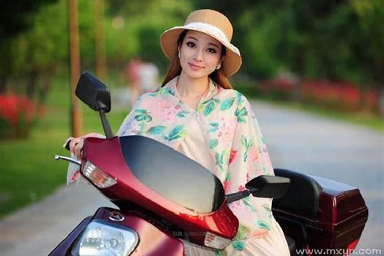 梦见自己骑电动车是什么意思