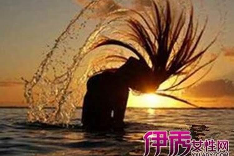 梦见坟上着火又扑灭了