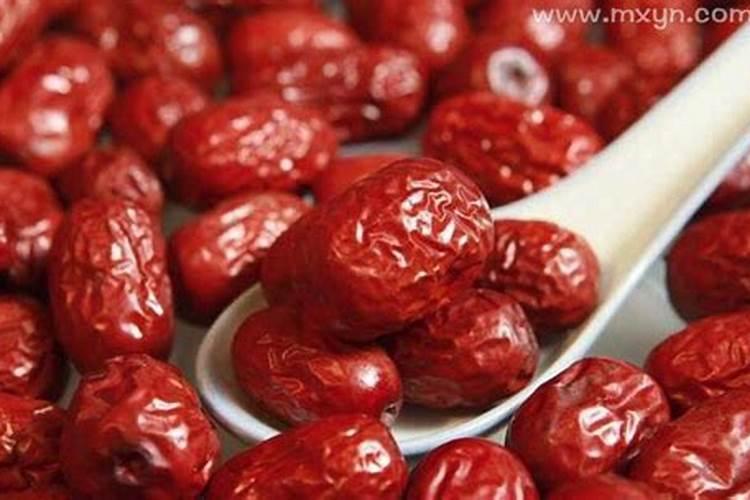 梦见吃红枣是什么意思 为什么梦见吃红枣