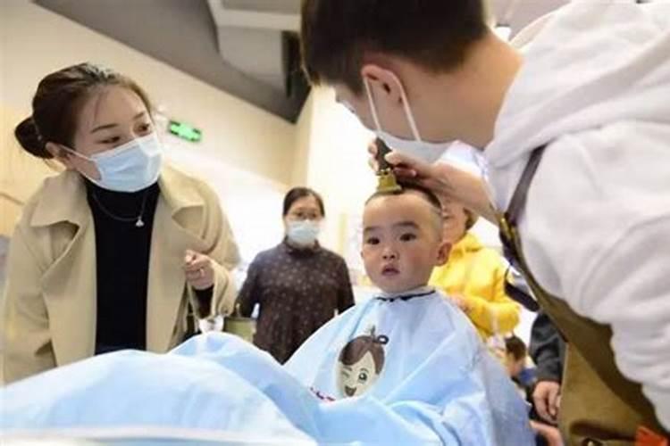腊月什么时候剪头好