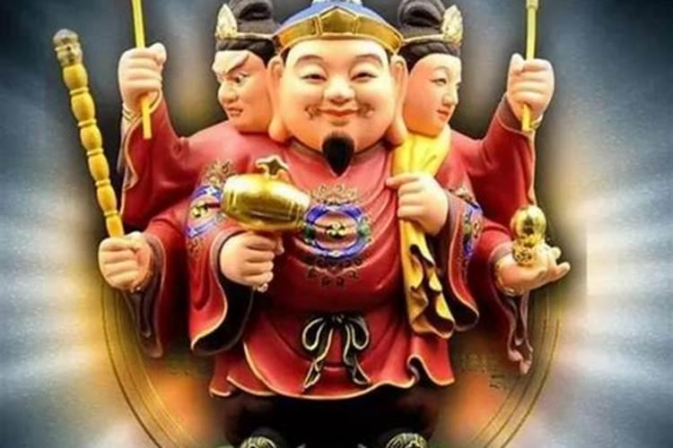 2010年8月31日是什么日子啊？外面还有人放鞭炮