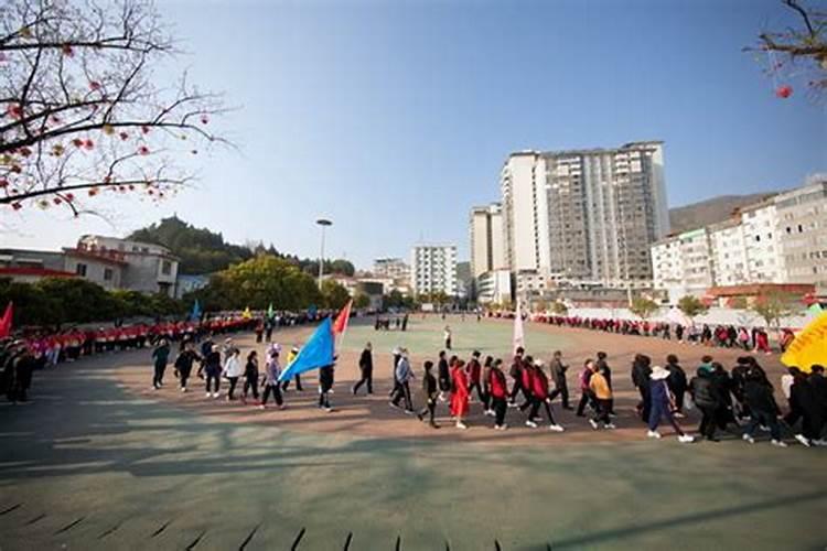 2025年放假安排？