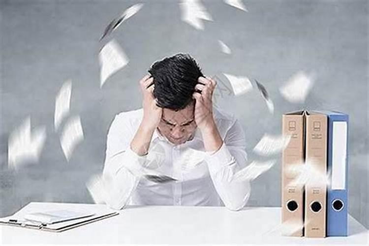 梦见与过世的老人说话预示着什么