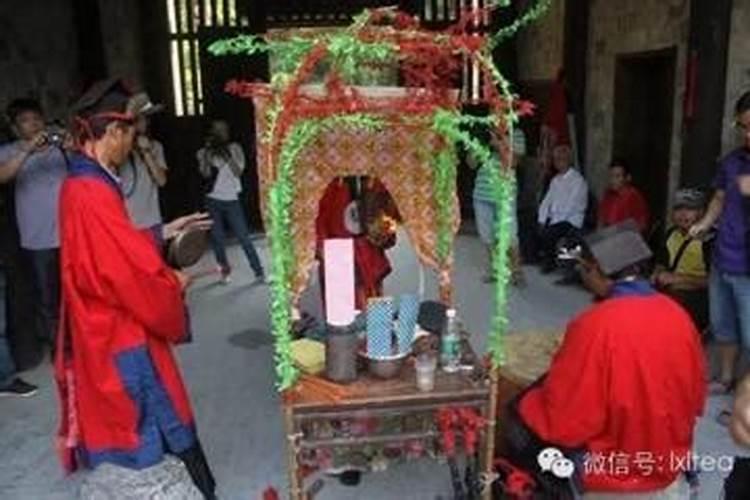 梦到厕所很脏梦见厕所非常脏是啥意思
