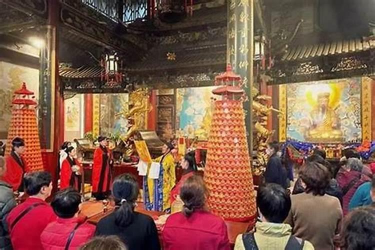 正月初二想出门旅游一天,不知去哪好。