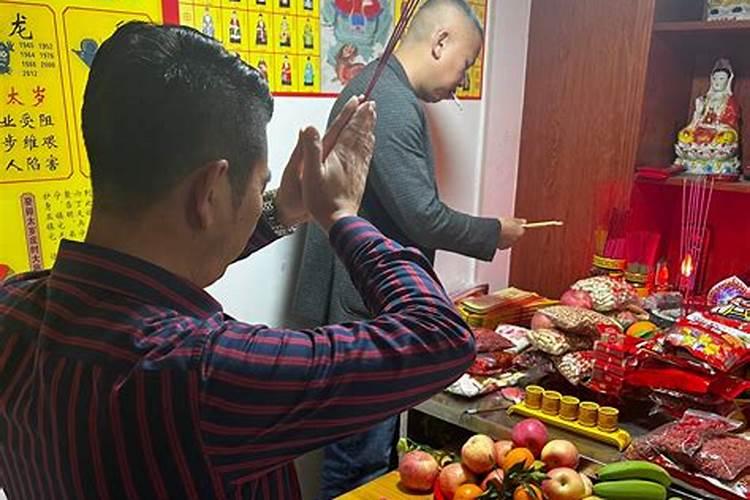 梦见马桶里有鱼的预兆