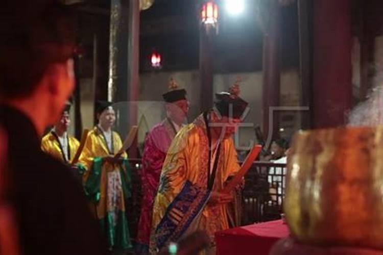 去攸县参加丧事,请问当地有什么习俗