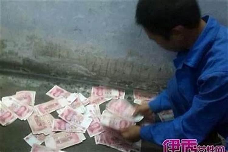 93属鸡人一生三大劫是什么 十鸡九苦大金鸡最命苦是真的吗