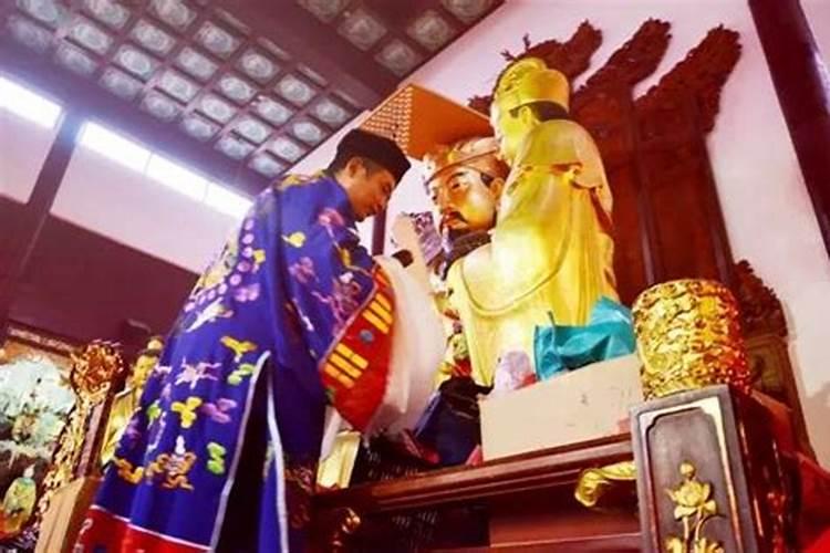 上海白云观正月初八去拜的太岁,想问问年底谢太岁是什么时间