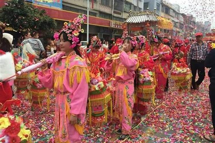 潮汕年初一时的民风民俗