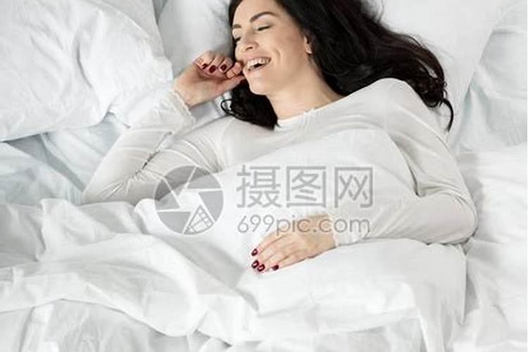 梦见自己穿着睡衣的预兆