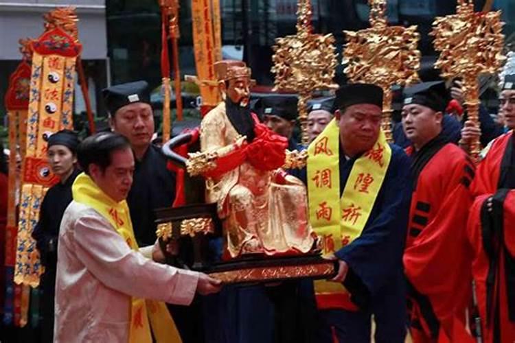 煮腊八粥需要哪八种食材？
