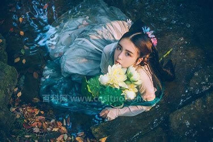 79年属羊女2025年蛇年运势如何