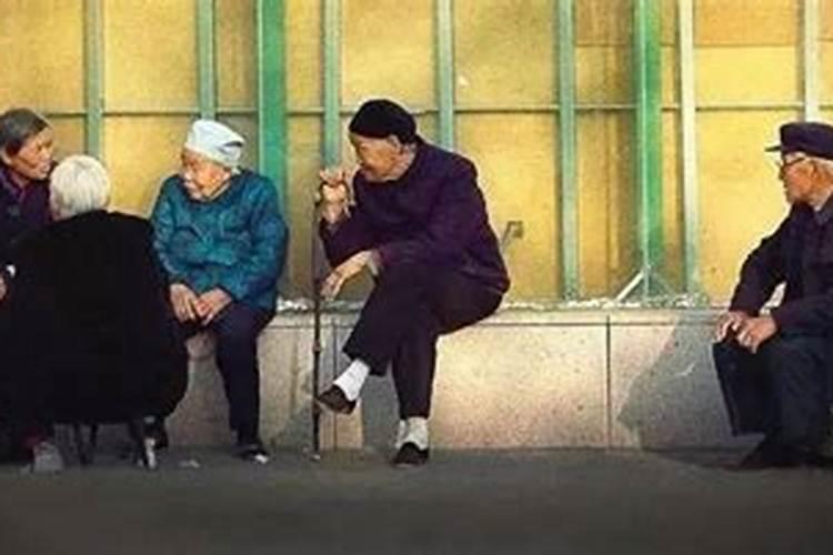 老人过世梦见好还是不梦见好
