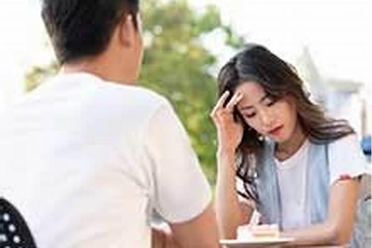 梦见男朋友的前女朋友回来复合的预兆