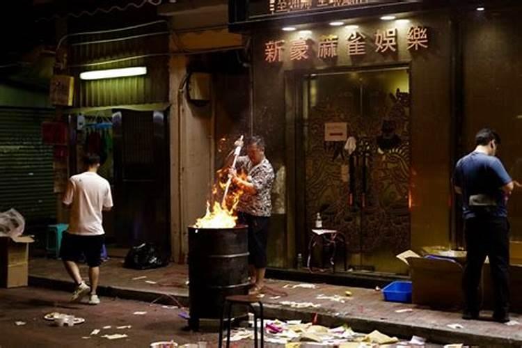 当年过世的亲人中元节有什么说法