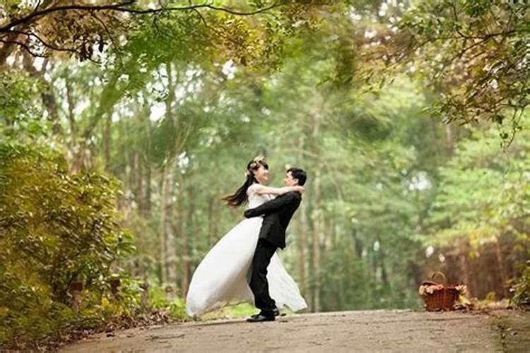 梦见初恋结婚生子了