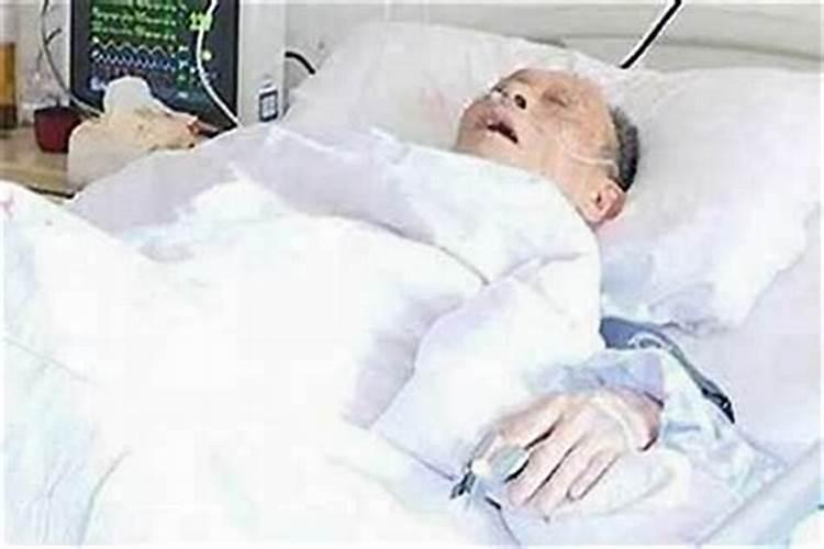 梦见去世的老人哭的预兆