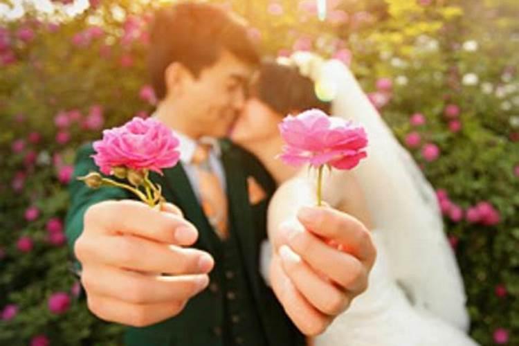 梦到喜欢的人结婚了