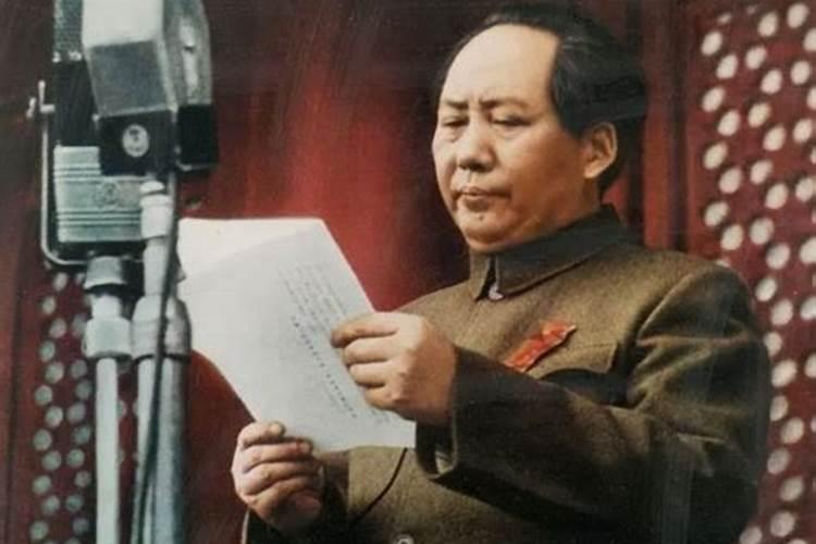 毛主席的出生年月是什么？