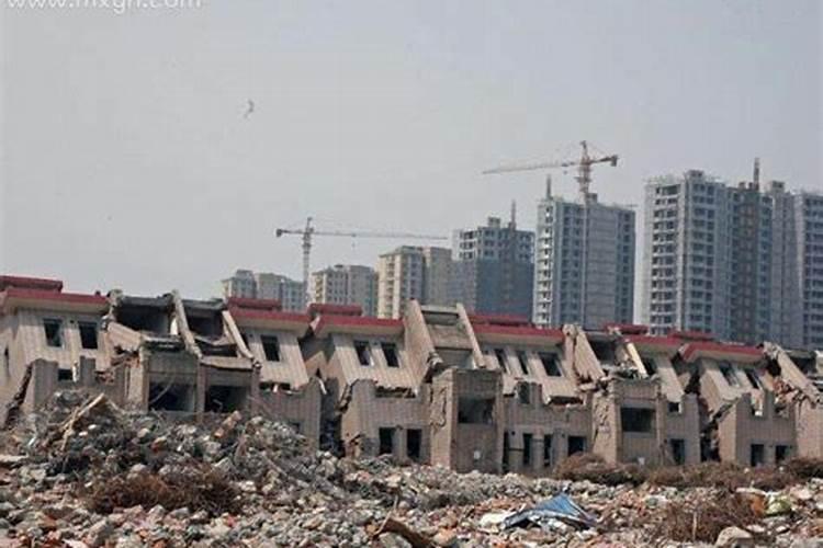 梦见过去工作过的地方被拆迁了的预兆
