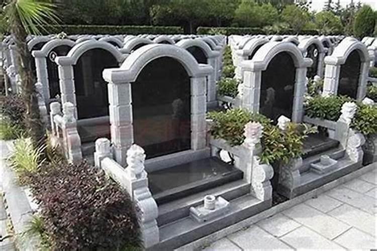 大年初一院里死个公鸡有什么说法吗？