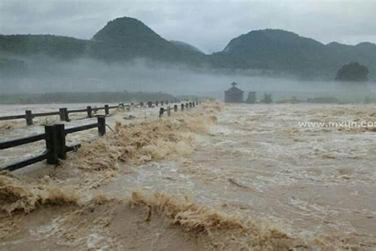 梦见很大的洪水是什么预兆