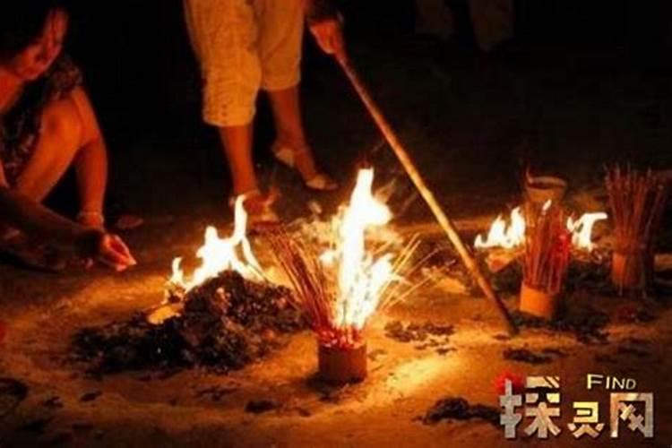 给去世的人烧纸衣服有什么讲究？
