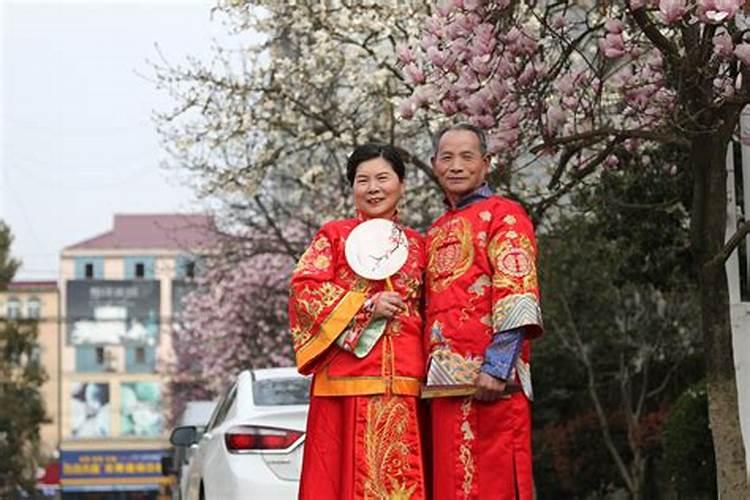 合婚和订婚有什么区别,合婚绸是什么？订婚用这个干嘛的？