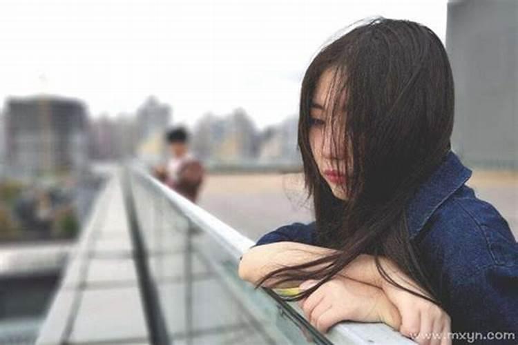 女人梦见自己的老公出轨了是什么意思