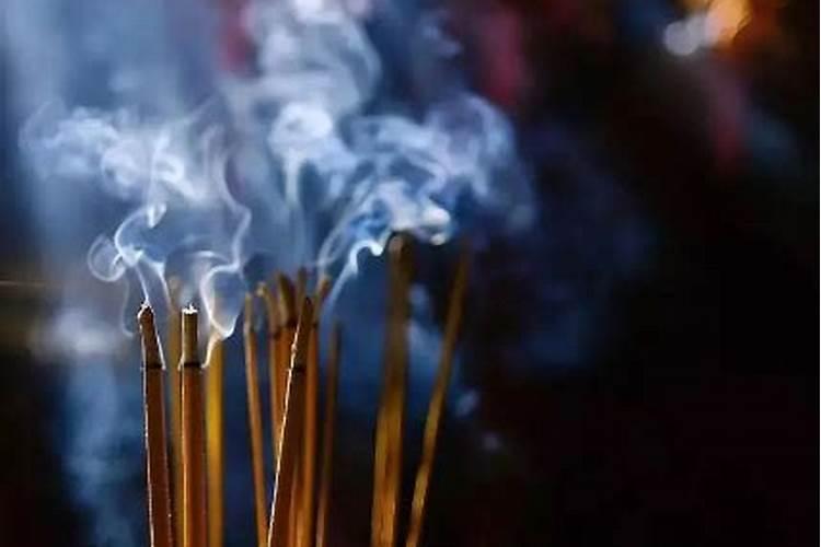 灶王要贴多久灶王贴纸需要几天才能撕下来？