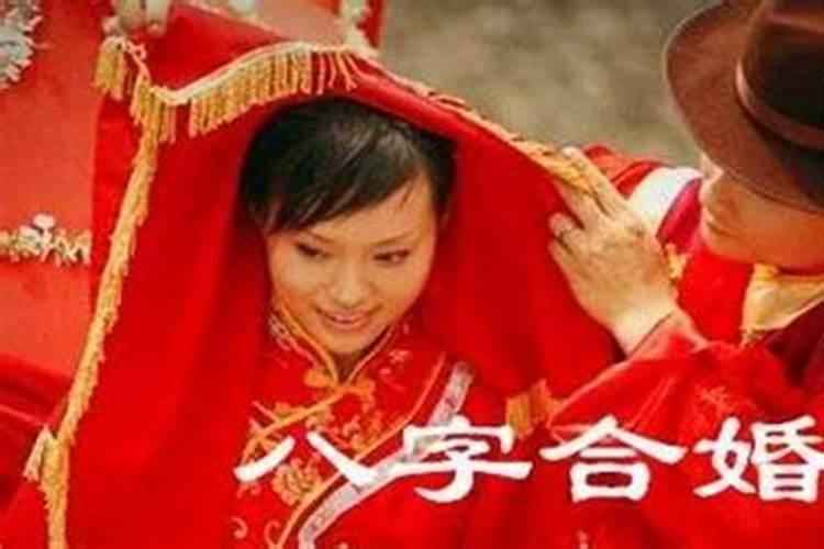 《除夕》 明 文征明 人家除夕正忙时 我自挑灯拣旧诗 莫笑书生太迂腐 一...