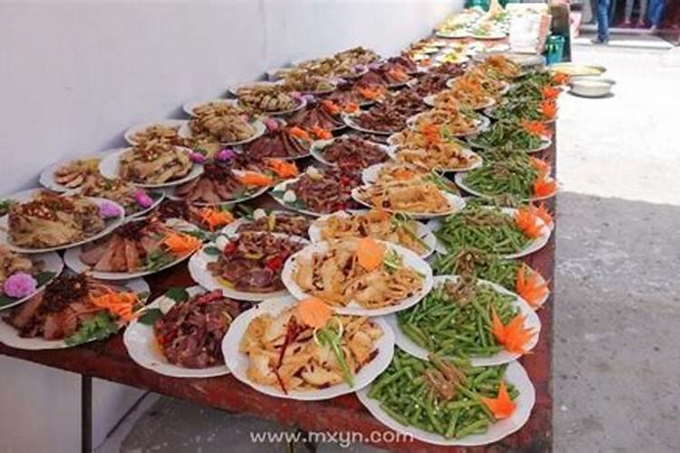 梦见吃饭是什么意思周公解梦？